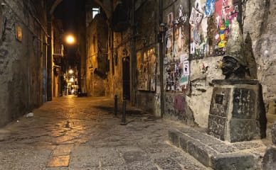 Vicoli del centro storico di Napoli